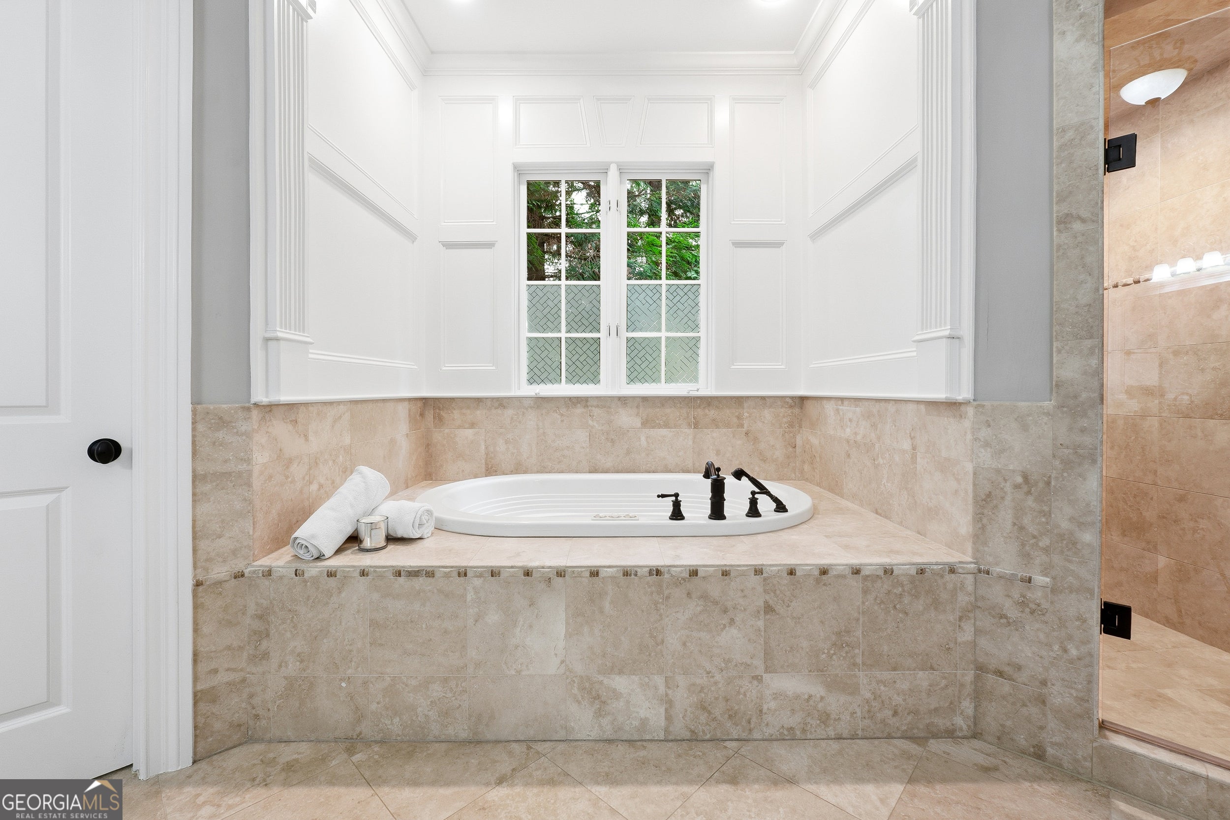 Kennesaw, Georgia, 30152, United States, 6 Bedrooms Bedrooms, ,8 BathroomsBathrooms,Residential,Active,2009375