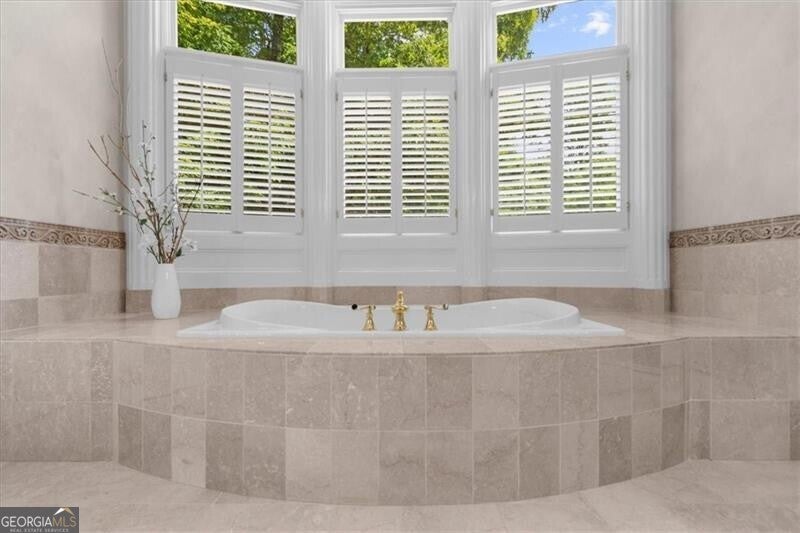 Alpharetta, Georgia, 30022, United States, 6 Bedrooms Bedrooms, ,9 BathroomsBathrooms,Residential,Active,2013434