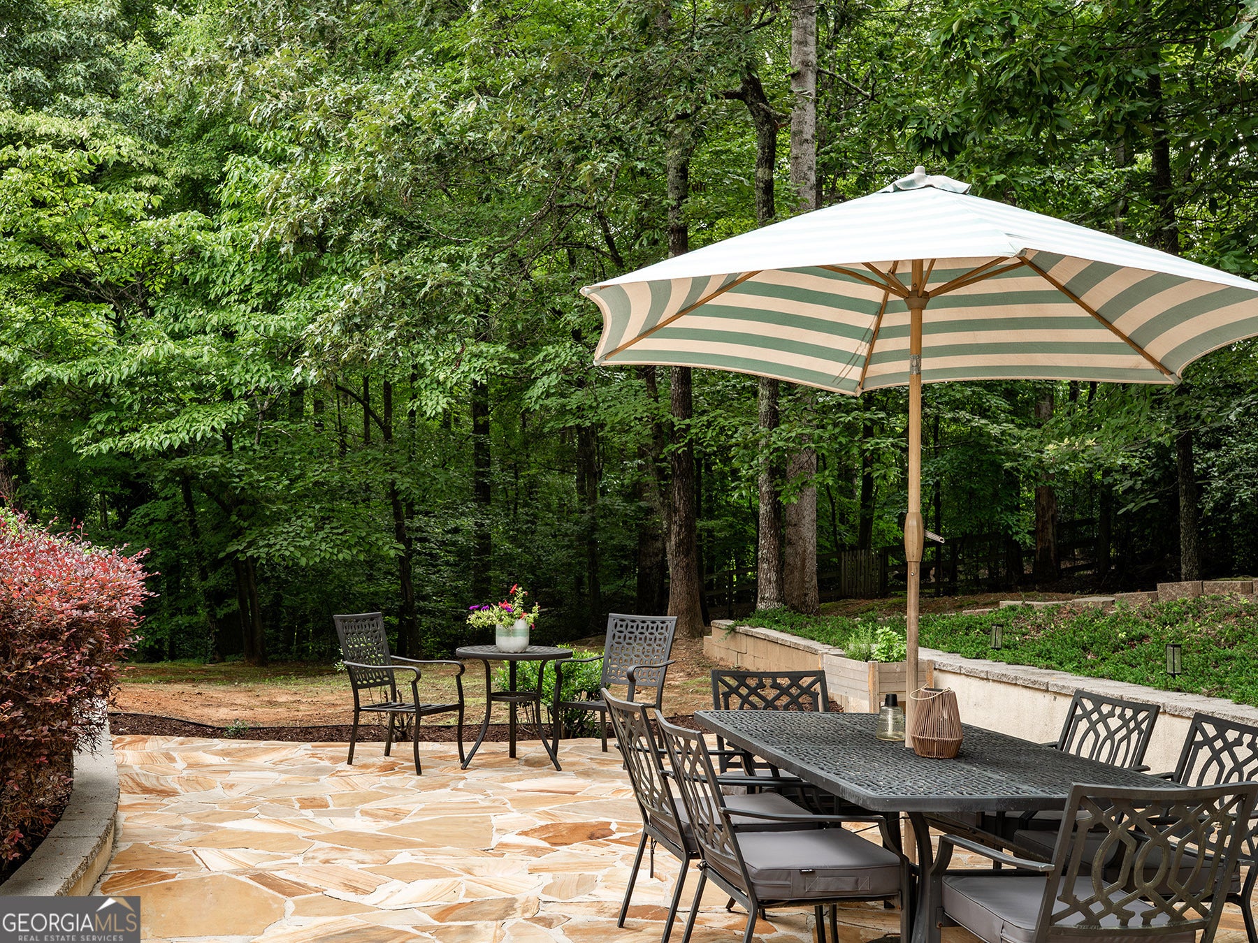 Roswell, Georgia, 30075, United States, 6 Bedrooms Bedrooms, ,6 BathroomsBathrooms,Residential,Active,1831832
