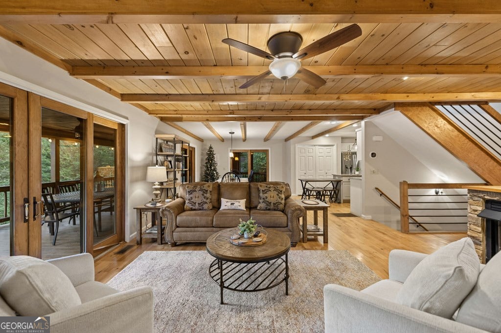 Blue Ridge, Georgia, 30513, United States, 4 Bedrooms Bedrooms, ,3 BathroomsBathrooms,Residential,Active,1945256