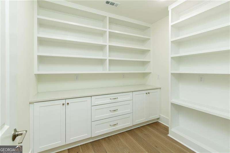 Cumming, Georgia, 30028, United States, 5 Bedrooms Bedrooms, ,5 BathroomsBathrooms,Residential,Active,1764873