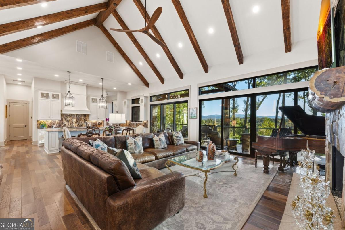 Ellijay, Georgia, 30536, United States, 3 Bedrooms Bedrooms, ,4 BathroomsBathrooms,Residential,Active,1968415