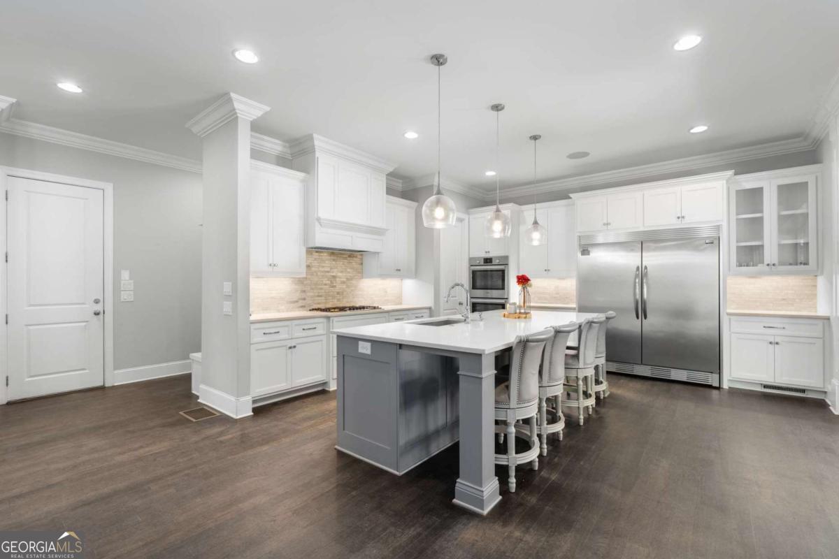 Flowery Branch, Georgia, 30542, United States, 5 Bedrooms Bedrooms, ,7 BathroomsBathrooms,Residential,Active,1941126