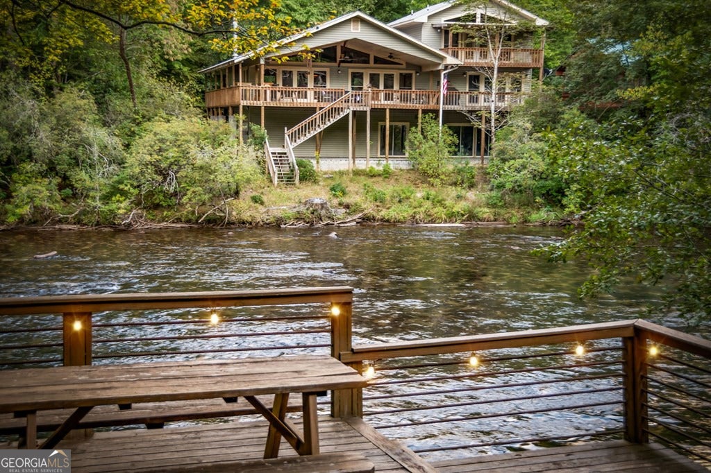 Blue Ridge, Georgia, 30513, United States, 4 Bedrooms Bedrooms, ,3 BathroomsBathrooms,Residential,Active,1945256