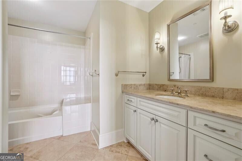Atlanta, Georgia, 30339, United States, 2 Bedrooms Bedrooms, ,3 BathroomsBathrooms,Residential,Active,1914618