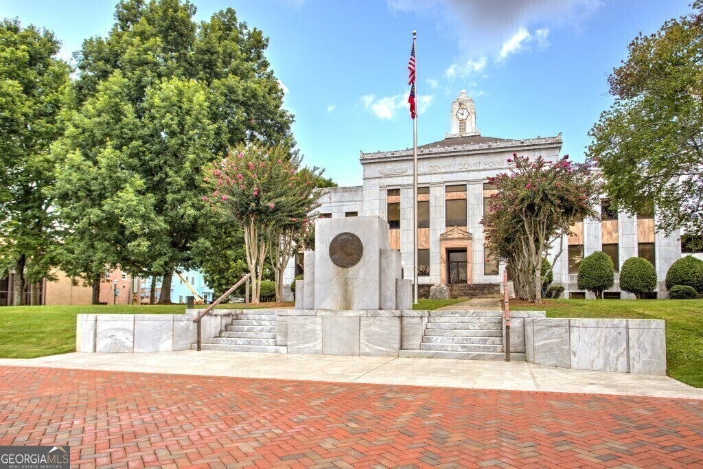 Gainesville, Georgia, 30506, United States, 4 Bedrooms Bedrooms, ,4 BathroomsBathrooms,Residential,Active,1927662