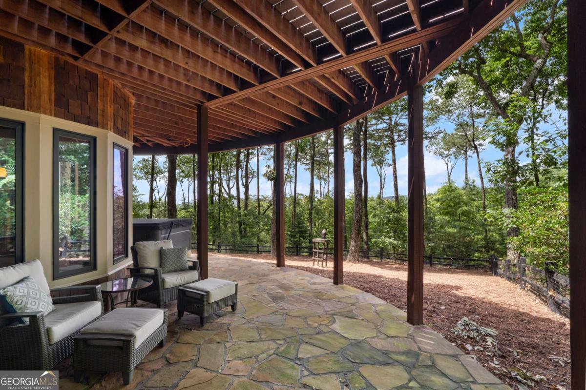 Big Canoe, Georgia, 30143, United States, 5 Bedrooms Bedrooms, ,5 BathroomsBathrooms,Residential,Active,1997601