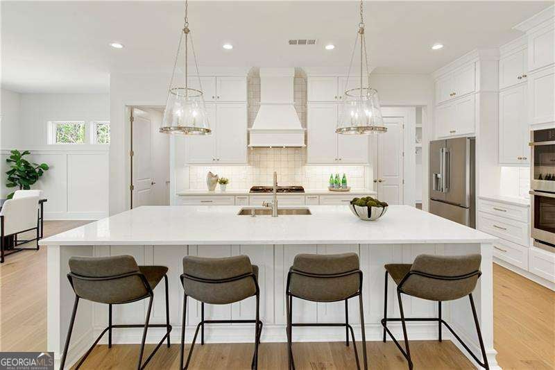 Cumming, Georgia, 30028, United States, 5 Bedrooms Bedrooms, ,5 BathroomsBathrooms,Residential,Active,1764873