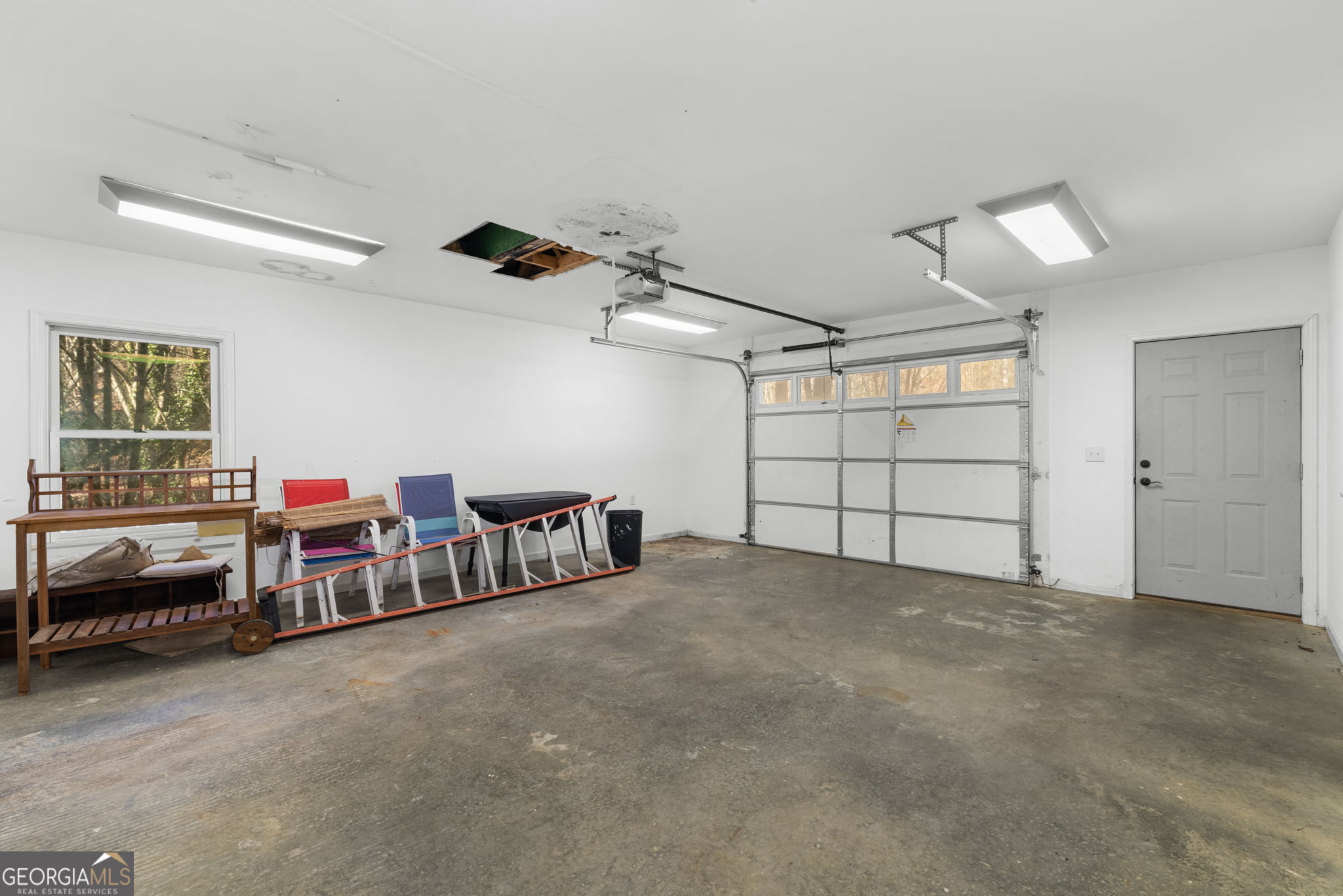 Clarkesville, Georgia, 30523, United States, 3 Bedrooms Bedrooms, ,4 BathroomsBathrooms,Residential,Active,2007020