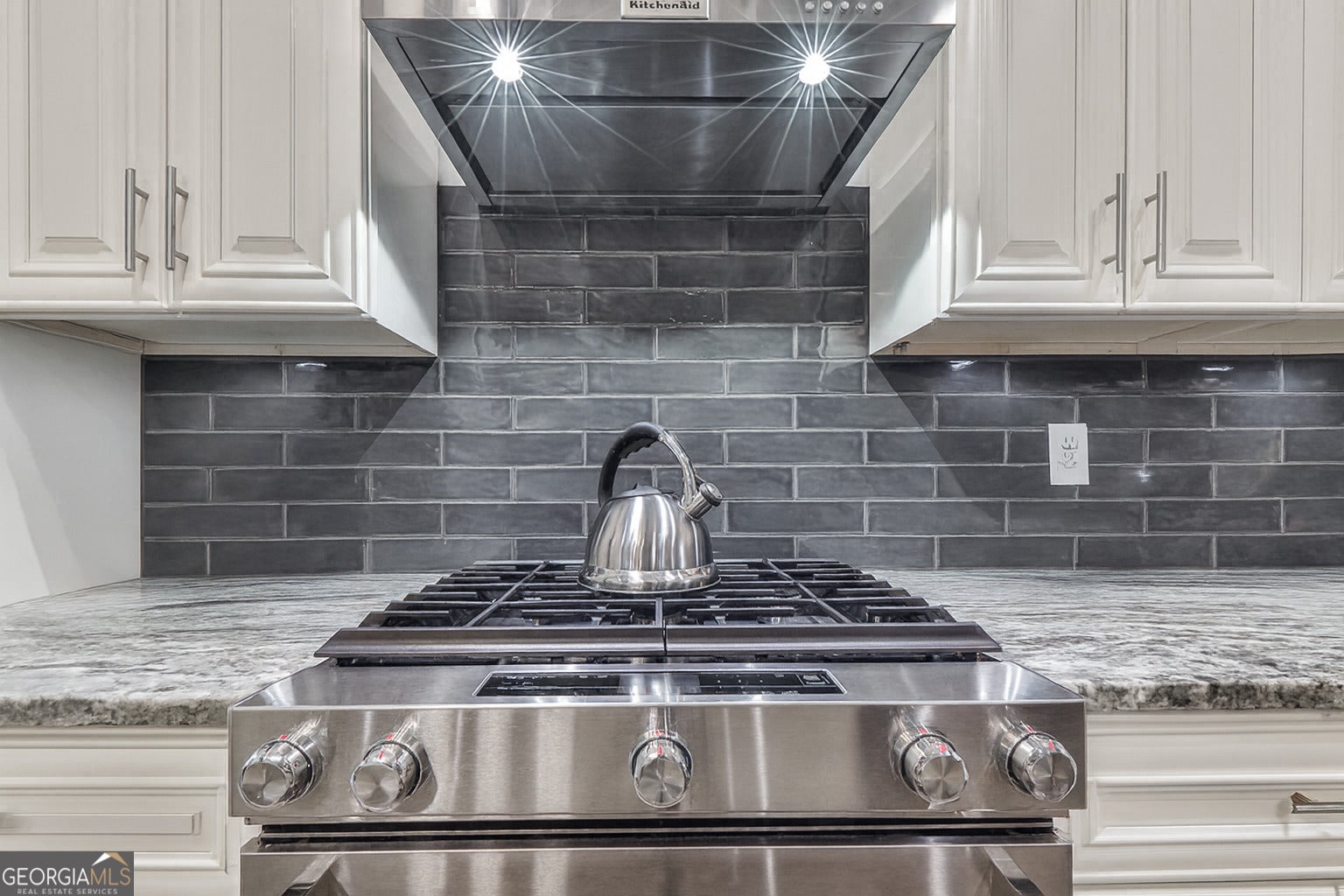 Ellijay, Georgia, 30540, United States, 4 Bedrooms Bedrooms, ,5 BathroomsBathrooms,Residential,Active,1913021