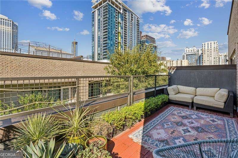 Atlanta, Georgia, 30309, United States, 3 Bedrooms Bedrooms, ,4 BathroomsBathrooms,Residential,Active,1987236