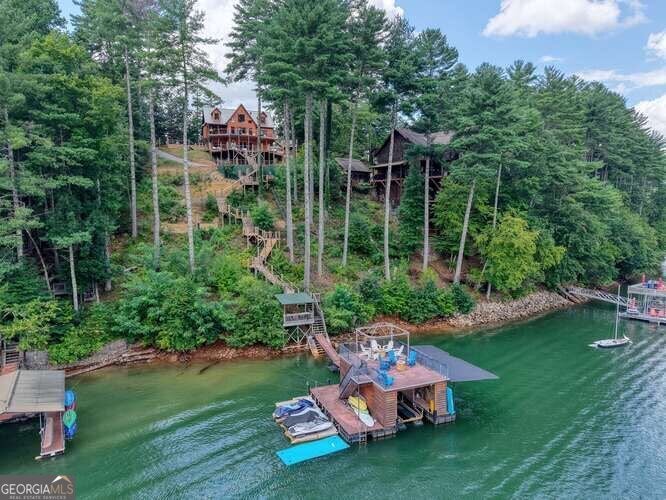Blue Ridge, Georgia, 30513, United States, 5 Bedrooms Bedrooms, ,4 BathroomsBathrooms,Residential,Active,1922342