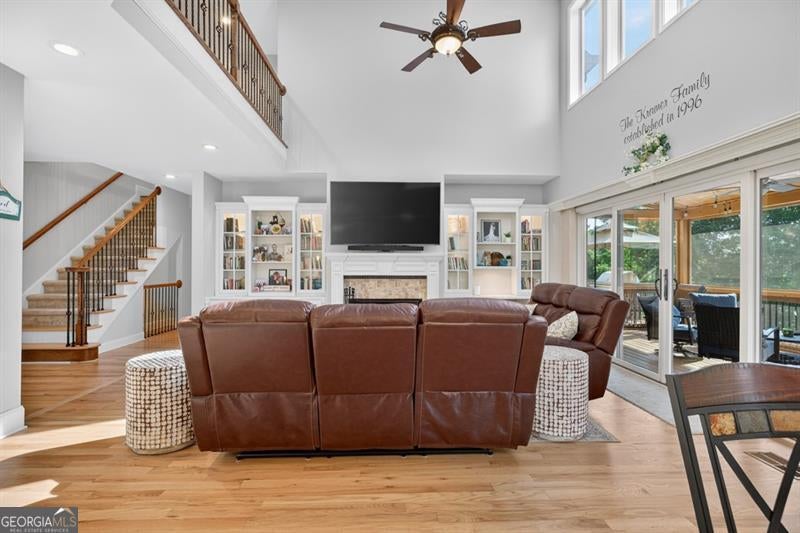 Flowery Branch, Georgia, 30542, United States, 6 Bedrooms Bedrooms, ,6 BathroomsBathrooms,Residential,Active,1898019