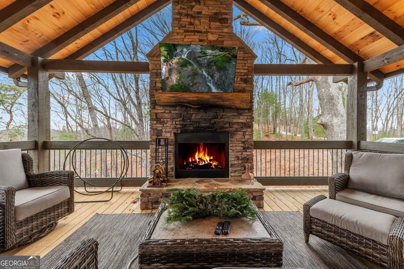 Blue Ridge, Georgia, 30513, United States, 4 Bedrooms Bedrooms, ,4 BathroomsBathrooms,Residential,Active,1972192