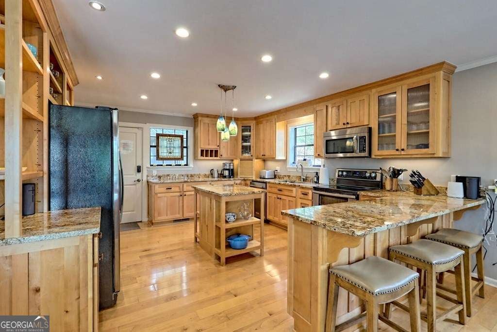 Blairsville, Georgia, 30512, United States, 4 Bedrooms Bedrooms, ,6 BathroomsBathrooms,Residential,Active,1922313