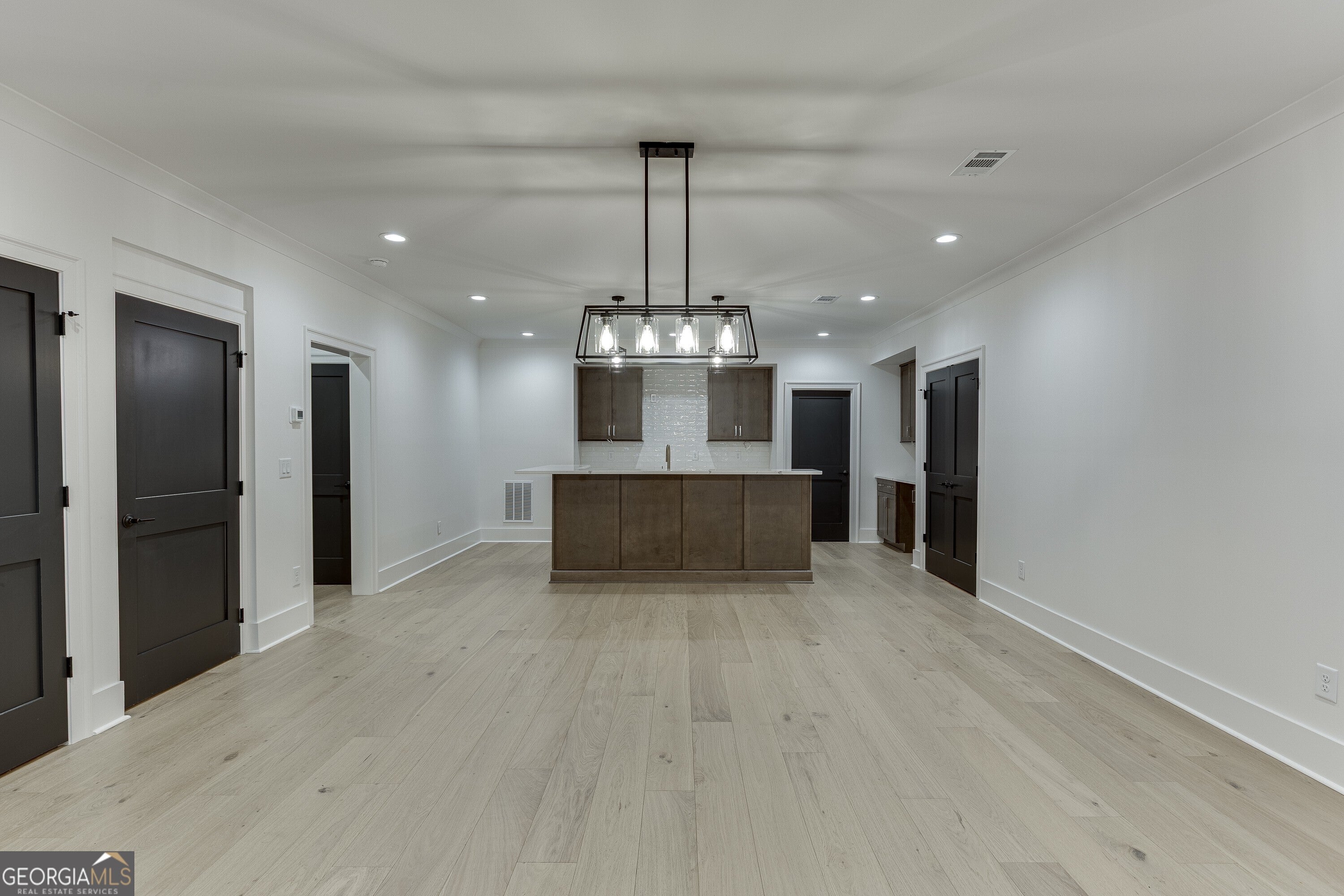 Flowery Branch, Georgia, 30542, United States, 4 Bedrooms Bedrooms, ,6 BathroomsBathrooms,Residential,Active,1999906