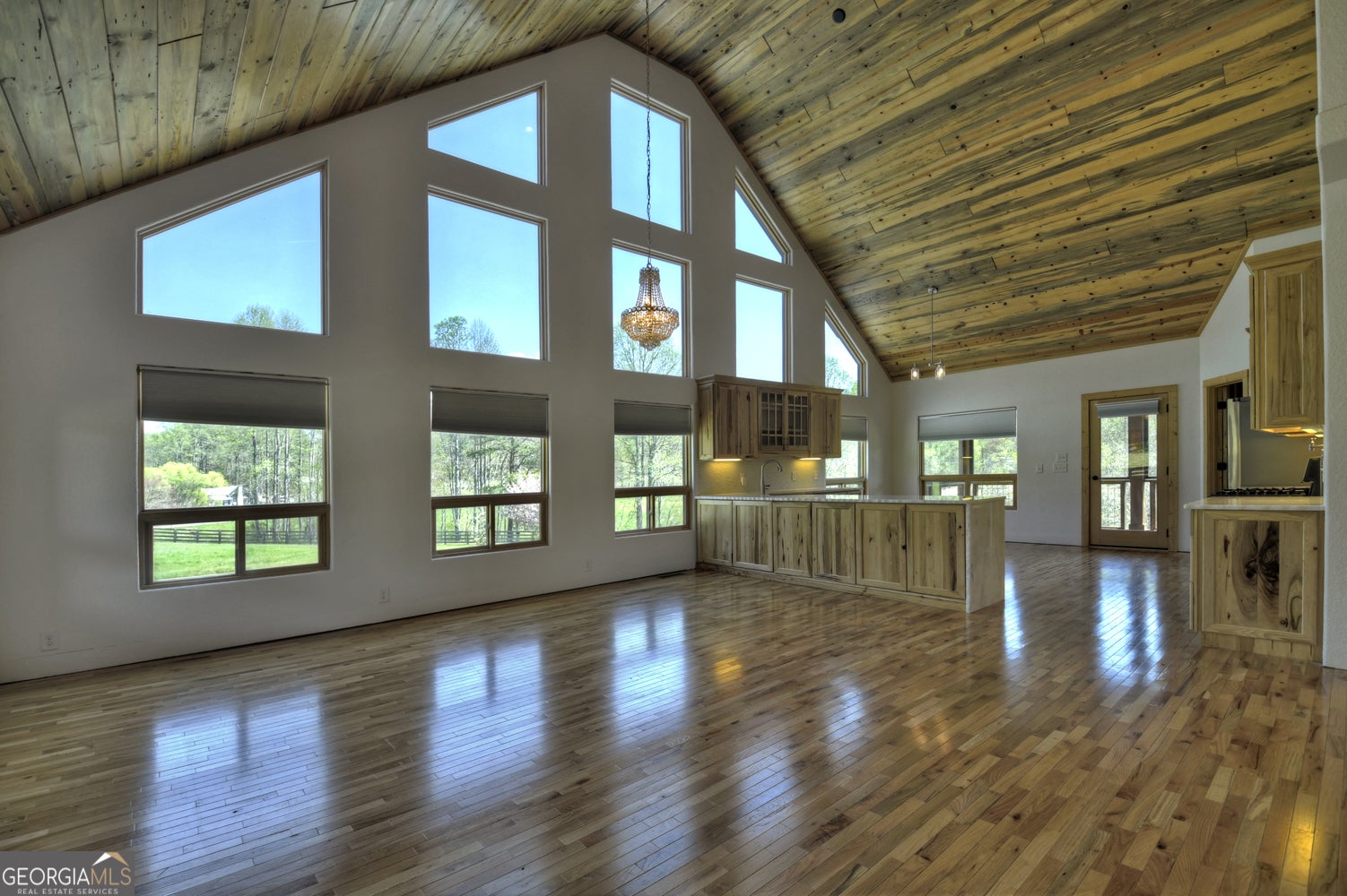 Morganton, Georgia, 30560, United States, 5 Bedrooms Bedrooms, ,3 BathroomsBathrooms,Residential,Active,1798022