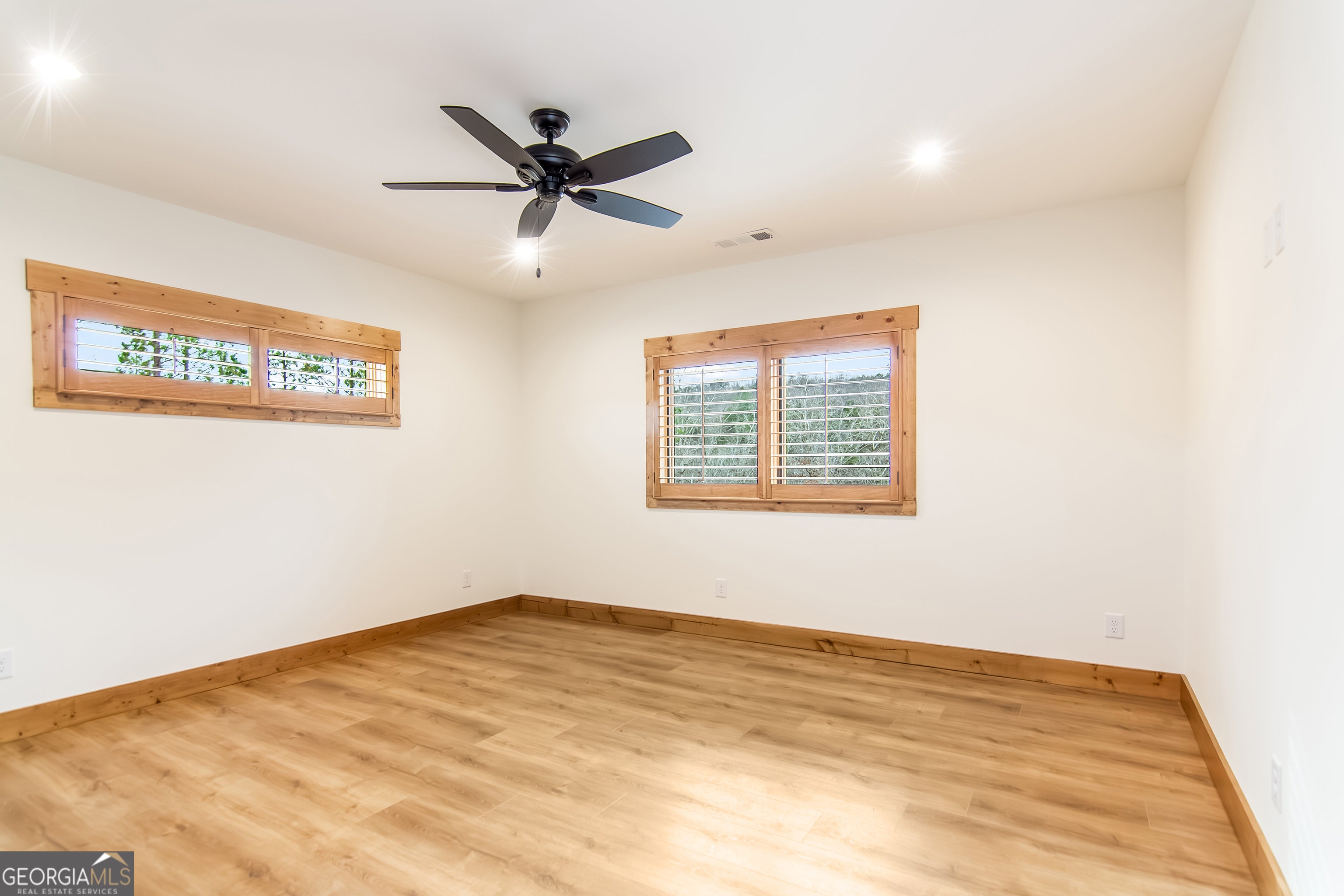 Talking Rock, Georgia, 30175, United States, 4 Bedrooms Bedrooms, ,3 BathroomsBathrooms,Residential,Active,2000209