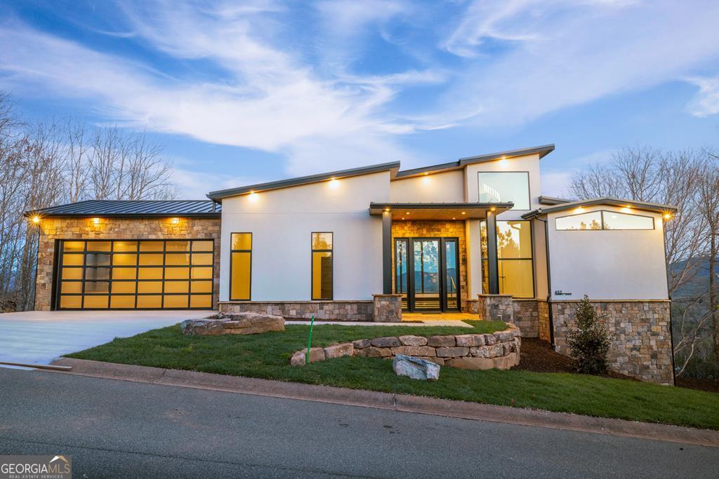 Blairsville, Georgia, 30512, United States, 4 Bedrooms Bedrooms, ,4 BathroomsBathrooms,Residential,Active,2044566