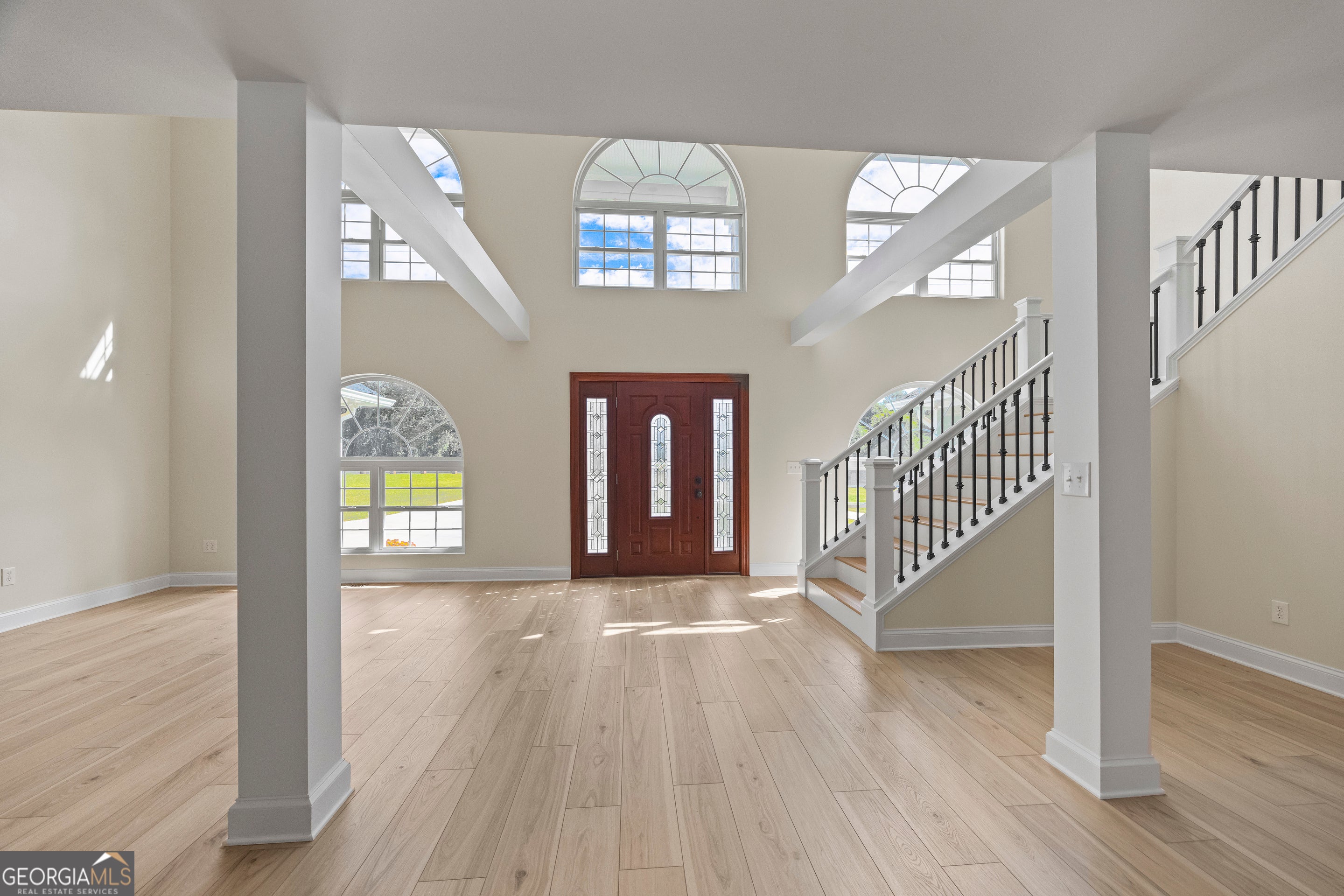 Martin, Georgia, 30557, United States, 6 Bedrooms Bedrooms, ,5 BathroomsBathrooms,Residential,Active,1964253