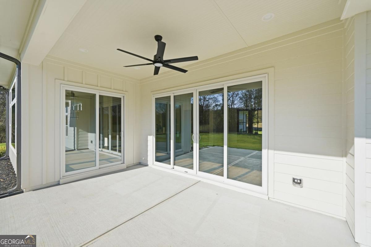 Canton, Georgia, 30115, United States, 5 Bedrooms Bedrooms, ,4 BathroomsBathrooms,Residential,Active,2002329