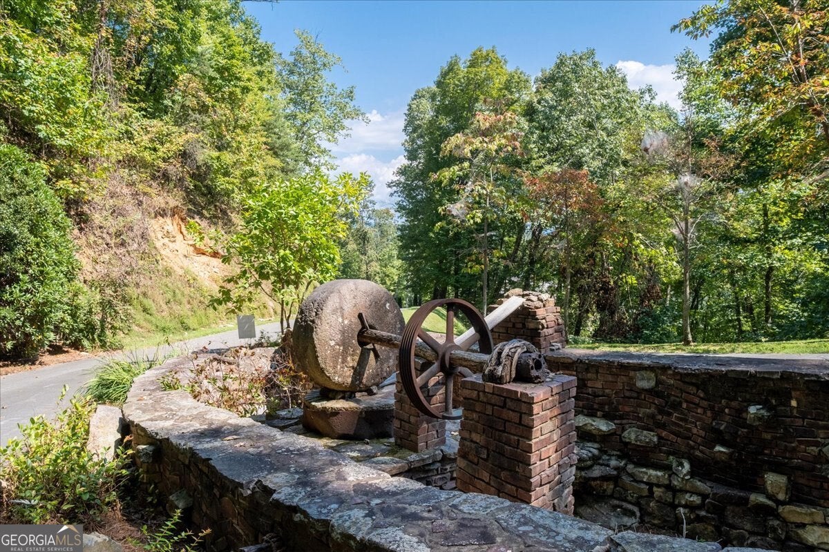 Ellijay, Georgia, 30540, United States, 5 Bedrooms Bedrooms, ,7 BathroomsBathrooms,Residential,Active,2017437