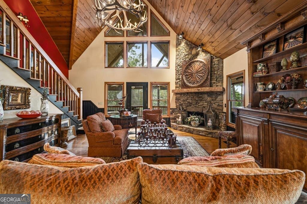 Ellijay, Georgia, 30536, United States, 4 Bedrooms Bedrooms, ,3 BathroomsBathrooms,Residential,Active,1863308