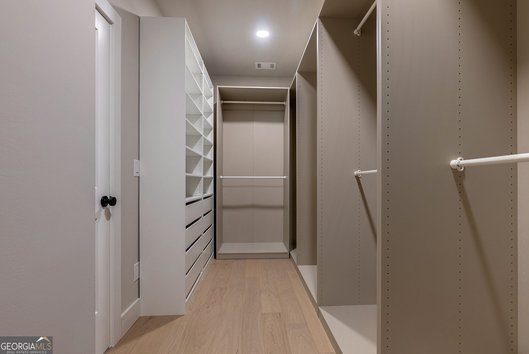 Cumming, Georgia, 30041, United States, 4 Bedrooms Bedrooms, ,4 BathroomsBathrooms,Residential,Active,1945468