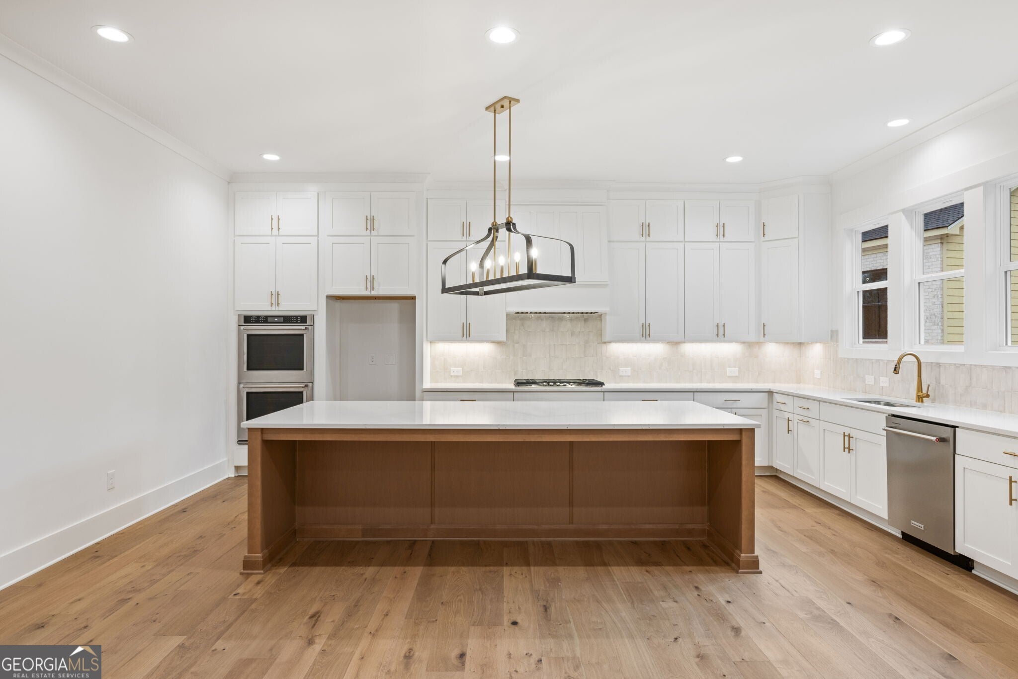 Gainesville, Georgia, 30506, United States, 4 Bedrooms Bedrooms, ,5 BathroomsBathrooms,Residential,Active,1993968