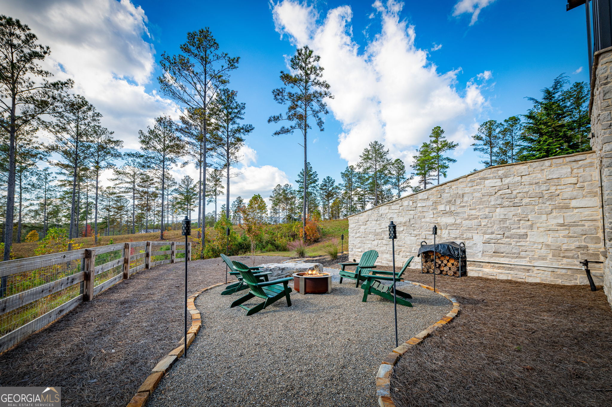 Ellijay, Georgia, 30540, United States, 4 Bedrooms Bedrooms, ,3 BathroomsBathrooms,Residential,Active,1986866