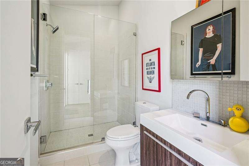 Atlanta, Georgia, 30309, United States, 3 Bedrooms Bedrooms, ,4 BathroomsBathrooms,Residential,Active,1987236