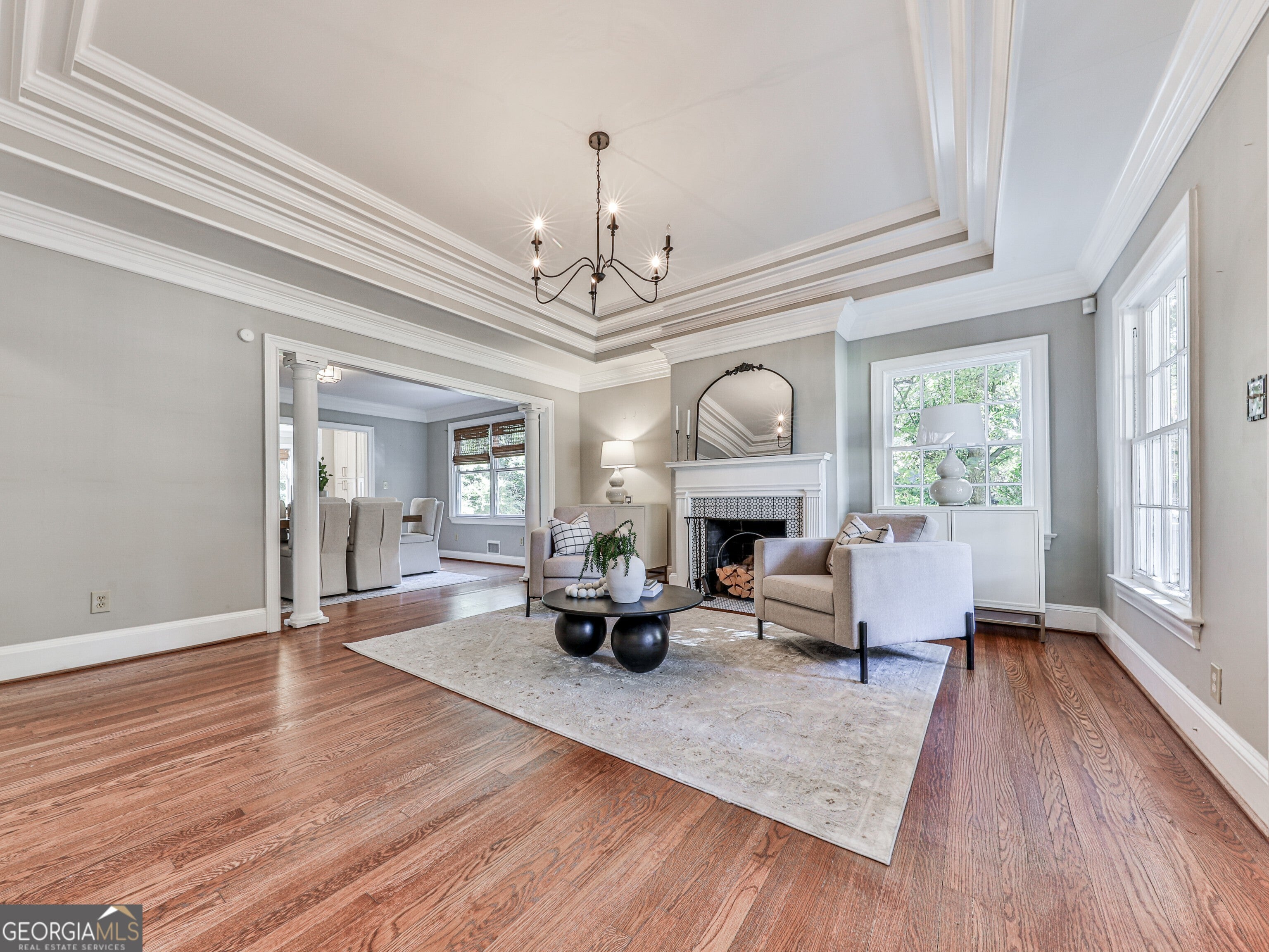 Atlanta, Georgia, 30305, United States, 5 Bedrooms Bedrooms, ,6 BathroomsBathrooms,Residential,Active,1988420