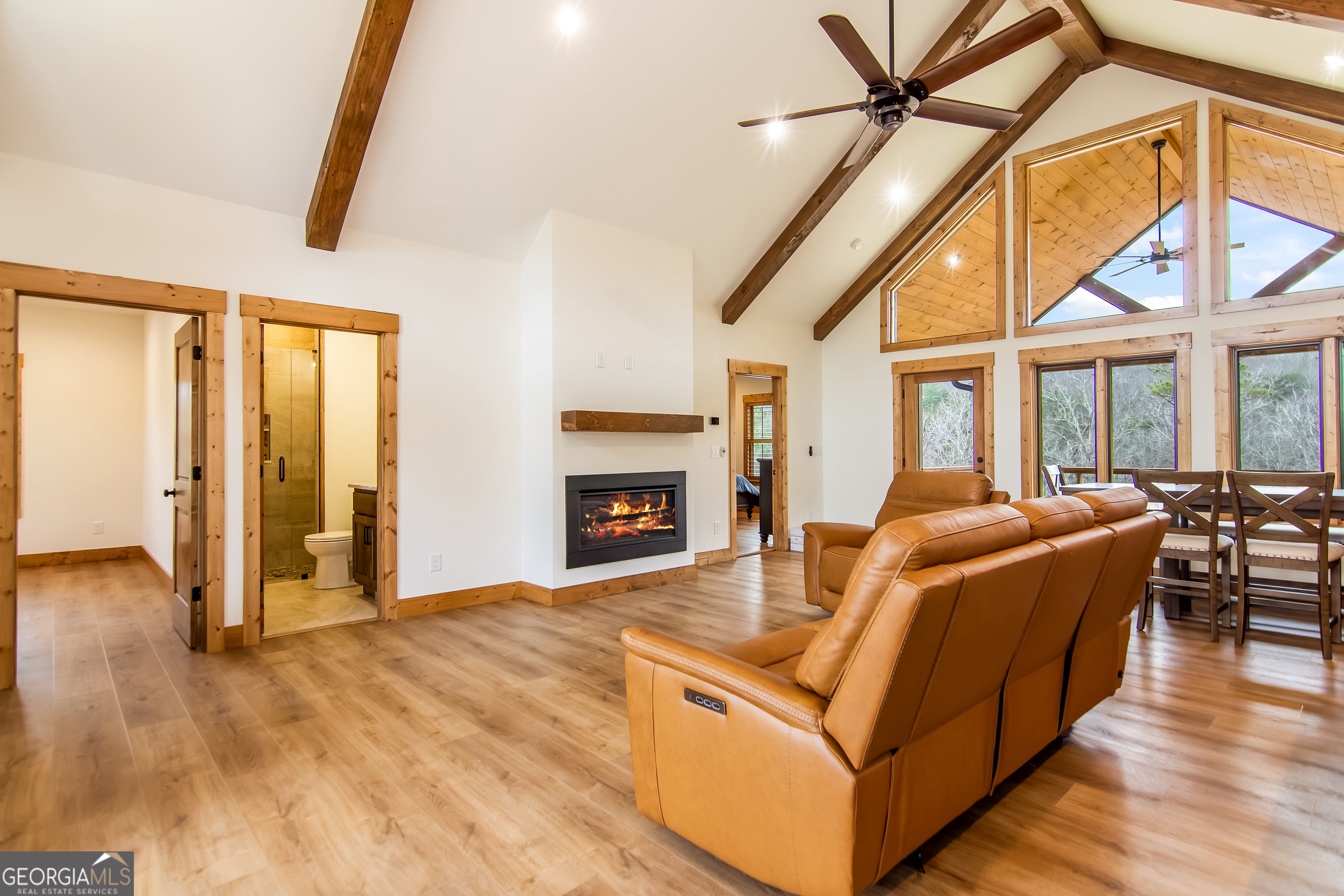 Talking Rock, Georgia, 30175, United States, 4 Bedrooms Bedrooms, ,3 BathroomsBathrooms,Residential,Active,2000209