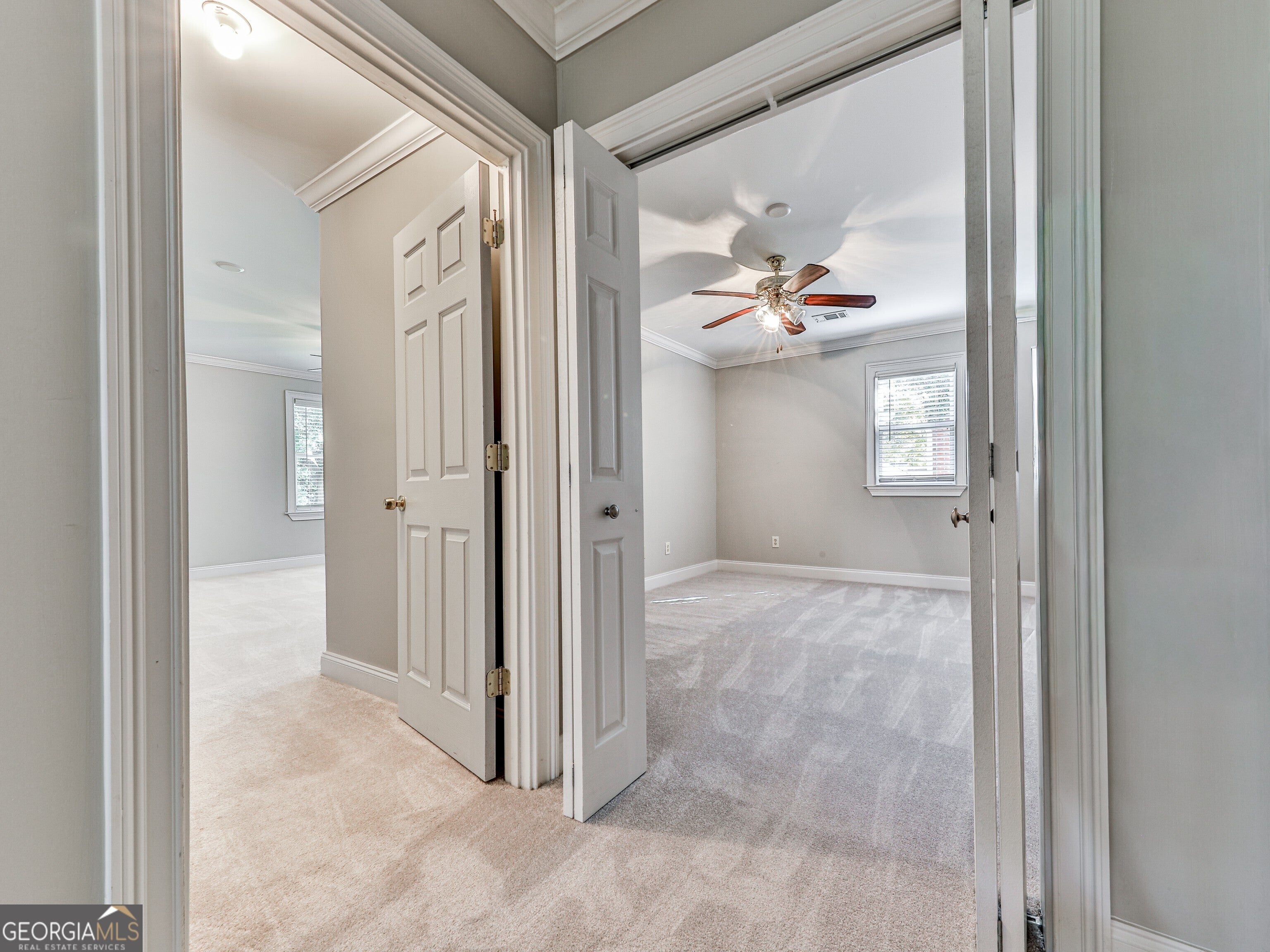 Atlanta, Georgia, 30305, United States, 5 Bedrooms Bedrooms, ,6 BathroomsBathrooms,Residential,Active,1988420