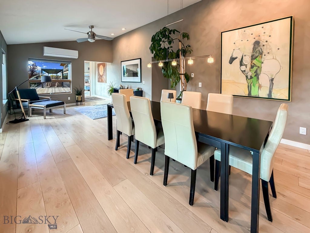 Bozeman, Montana, 59718, United States, 5 Bedrooms Bedrooms, ,5 BathroomsBathrooms,Residential,Active,1959513