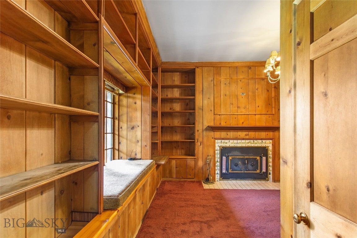 Butte, Montana, 59701, United States, 5 Bedrooms Bedrooms, ,3 BathroomsBathrooms,Residential,Active,1909636