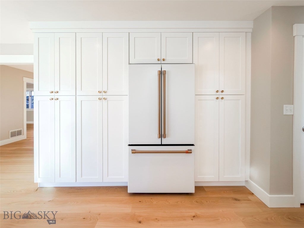 Bozeman, Montana, 59718, United States, 4 Bedrooms Bedrooms, ,5 BathroomsBathrooms,Residential,Active,2002618