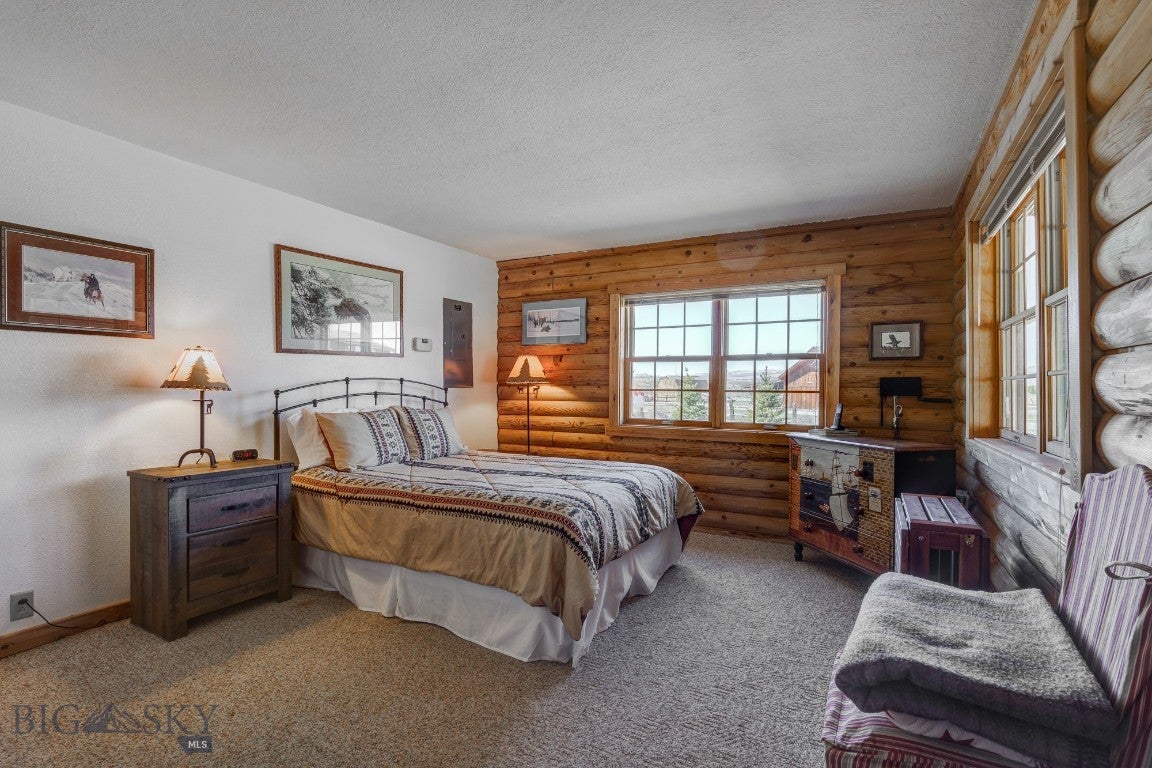 Cameron, Montana, 59720, United States, ,2 BathroomsBathrooms,Residential,Active,1769574