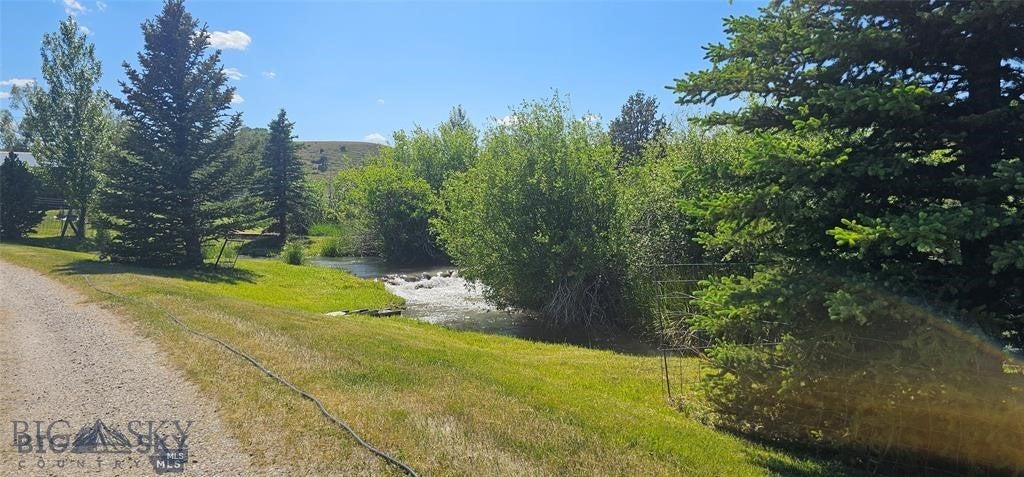 Ennis, Montana, 59729, United States, 4 Bedrooms Bedrooms, ,2 BathroomsBathrooms,Residential,Active,2013181