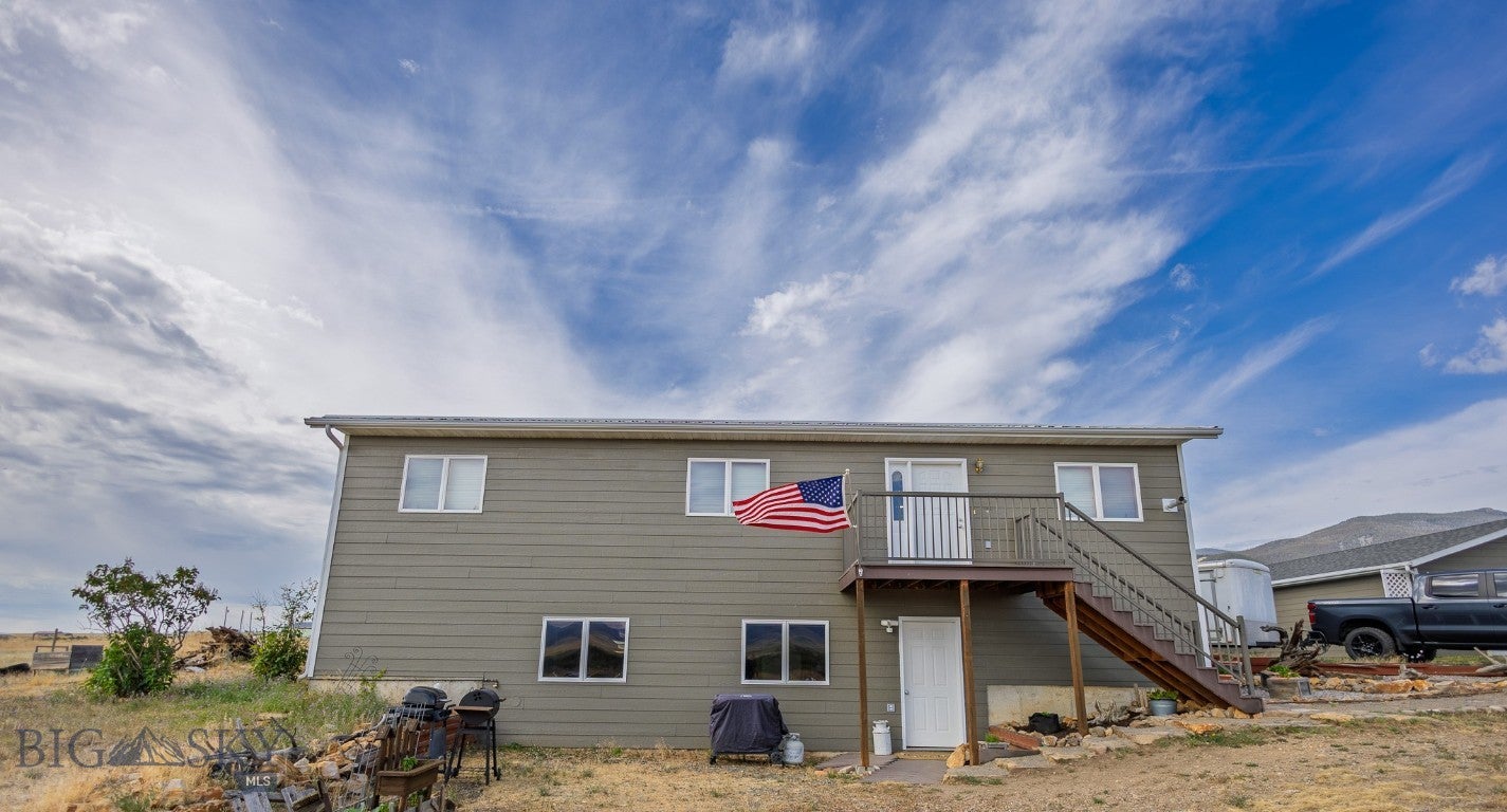 Boulder, Montana, 59632, United States, 5 Bedrooms Bedrooms, ,3 BathroomsBathrooms,Residential,Active,1909637