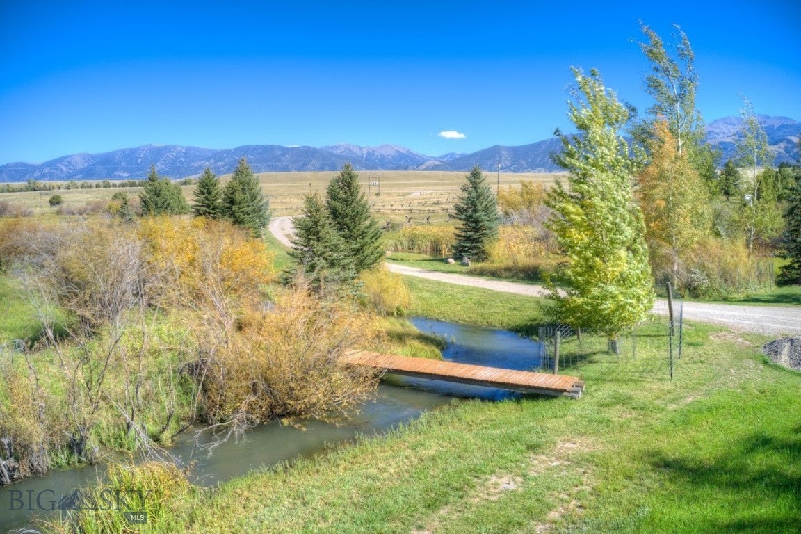 Ennis, Montana, 59729, United States, 4 Bedrooms Bedrooms, ,2 BathroomsBathrooms,Residential,Active,1849550