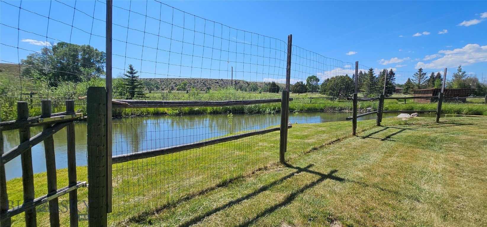 Ennis, Montana, 59729, United States, 4 Bedrooms Bedrooms, ,2 BathroomsBathrooms,Residential,Active,1849550
