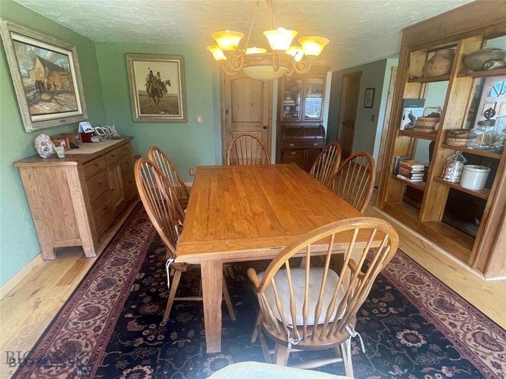 Ennis, Montana, 59729, United States, 4 Bedrooms Bedrooms, ,2 BathroomsBathrooms,Residential,Active,2013181