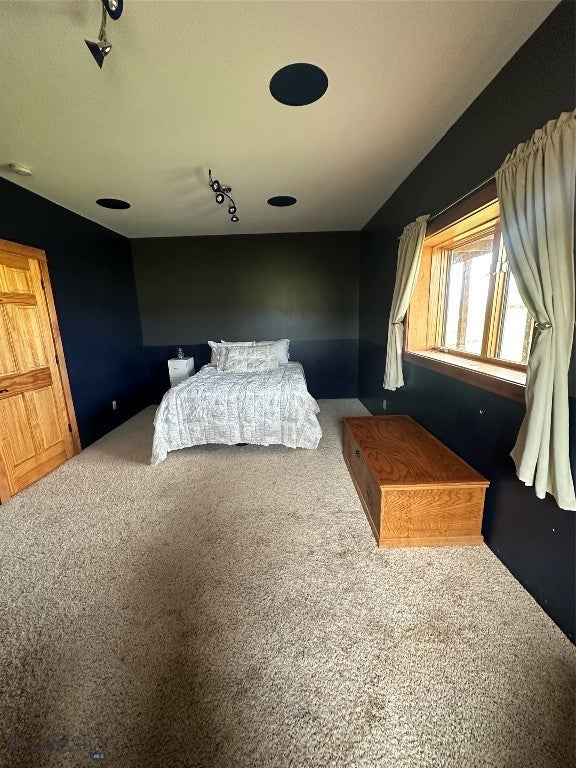 Livingston, Montana, 59047, United States, 4 Bedrooms Bedrooms, ,3 BathroomsBathrooms,Residential,Active,1942401