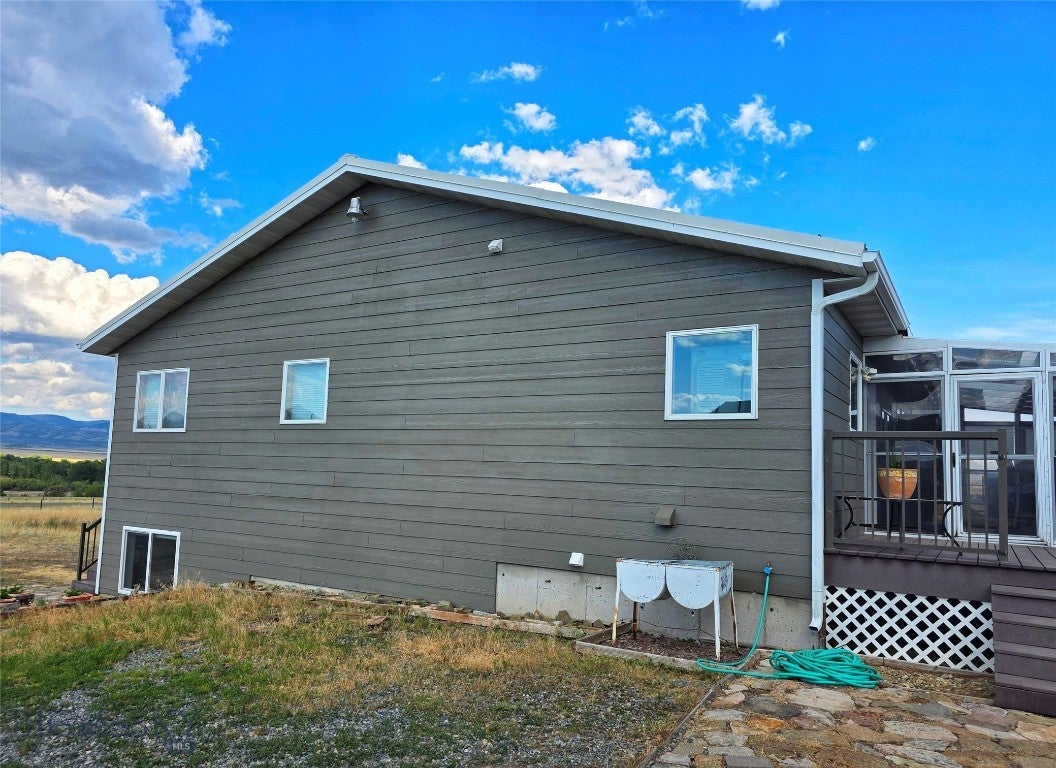 Boulder, Montana, 59632, United States, 5 Bedrooms Bedrooms, ,3 BathroomsBathrooms,Residential,Active,1909637