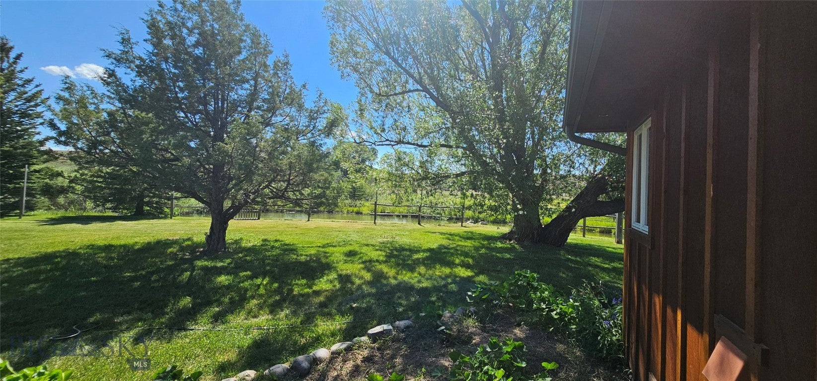 Ennis, Montana, 59729, United States, 4 Bedrooms Bedrooms, ,2 BathroomsBathrooms,Residential,Active,1849550