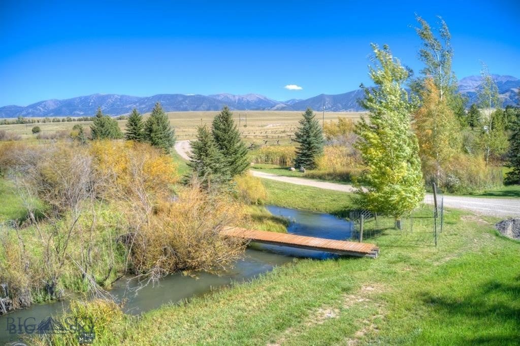 Ennis, Montana, 59729, United States, 4 Bedrooms Bedrooms, ,2 BathroomsBathrooms,Residential,Active,2013181
