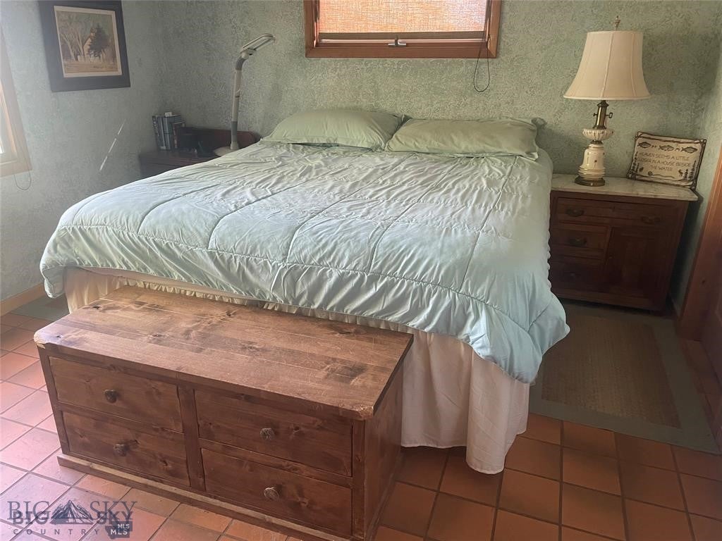 Ennis, Montana, 59729, United States, 4 Bedrooms Bedrooms, ,2 BathroomsBathrooms,Residential,Active,2013181