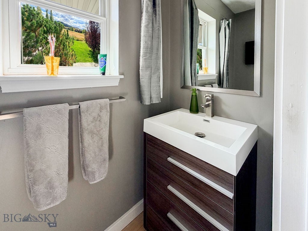 Bozeman, Montana, 59718, United States, 5 Bedrooms Bedrooms, ,5 BathroomsBathrooms,Residential,Active,1959513