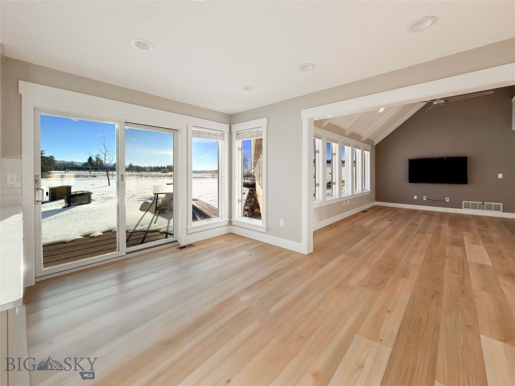 Bozeman, Montana, 59718, United States, 4 Bedrooms Bedrooms, ,5 BathroomsBathrooms,Residential,Active,2002618